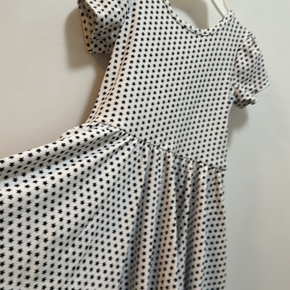 Dot Dot Smile dress size 12/24 months soft & twirly, white with black stars ✨ - Picture 3 of 5